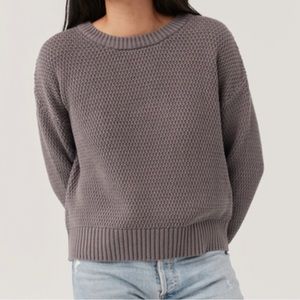 Pact Honeycomb Knit Crew Sweater in Graphite Gray, Size S EUC
